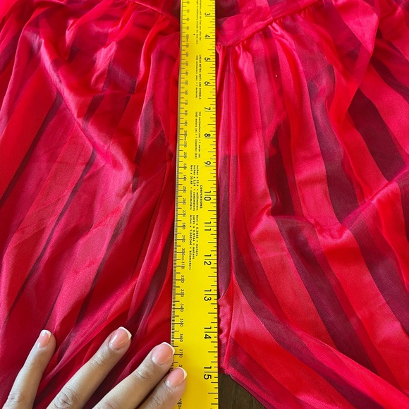Vintage Jenelle Red Sheer Lingerie Set - Picture 7 of 11